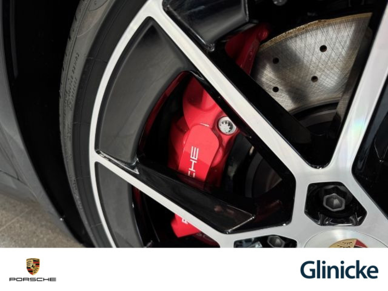 Porsche - 992_27 Porsche - 992_27