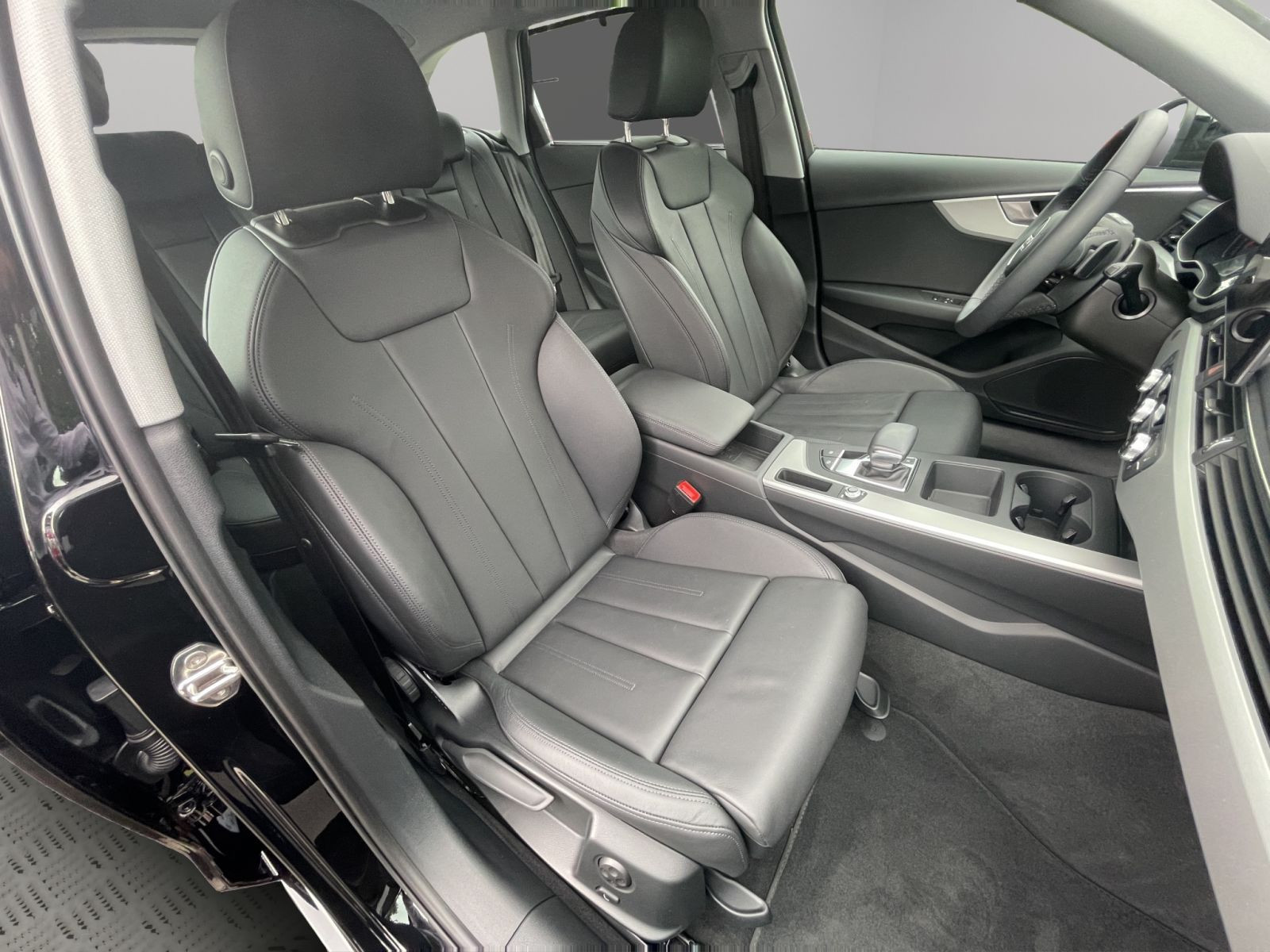 Audi - A4 Avant_19