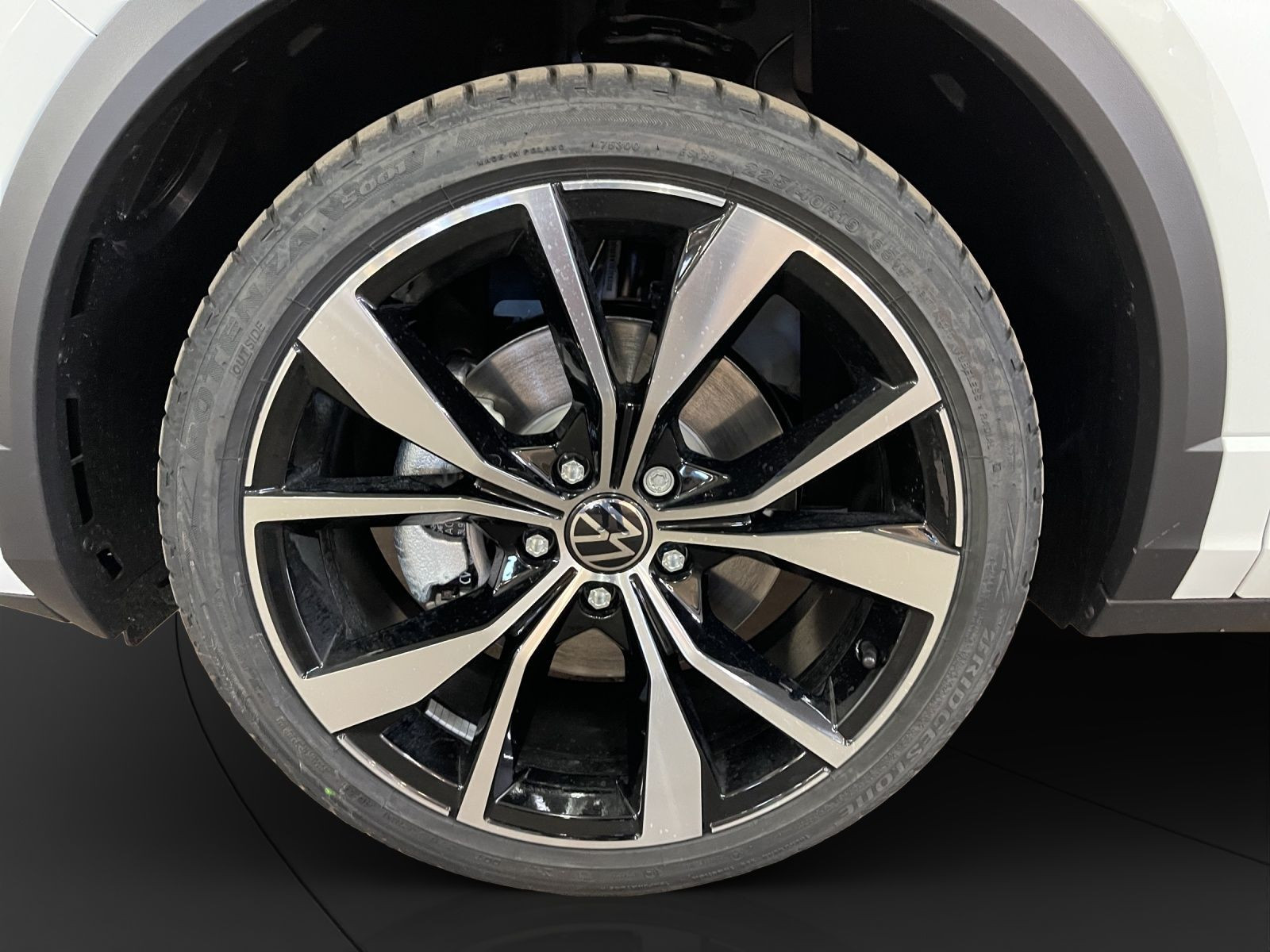 Volkswagen - T-Roc_7