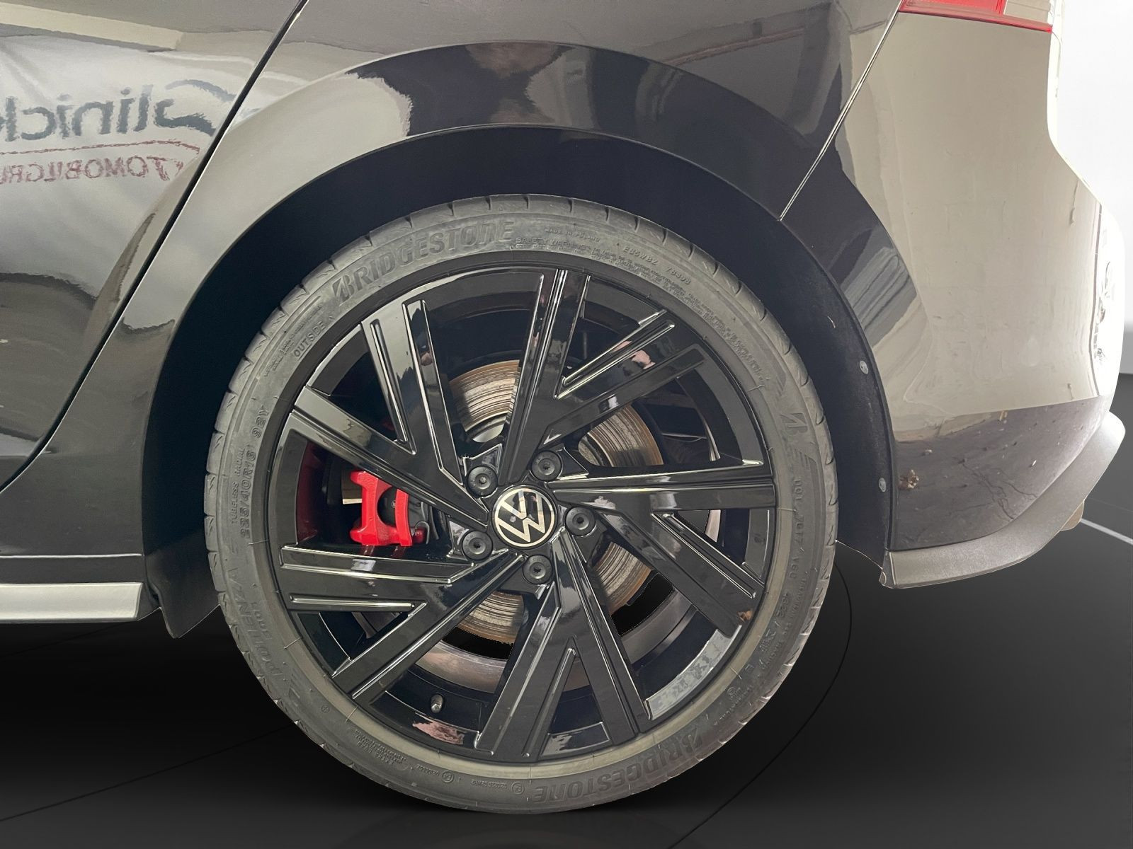 Volkswagen - Golf GTI_14