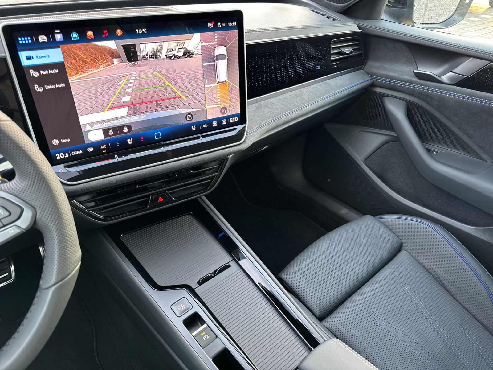 Volkswagen - Passat Variant_24