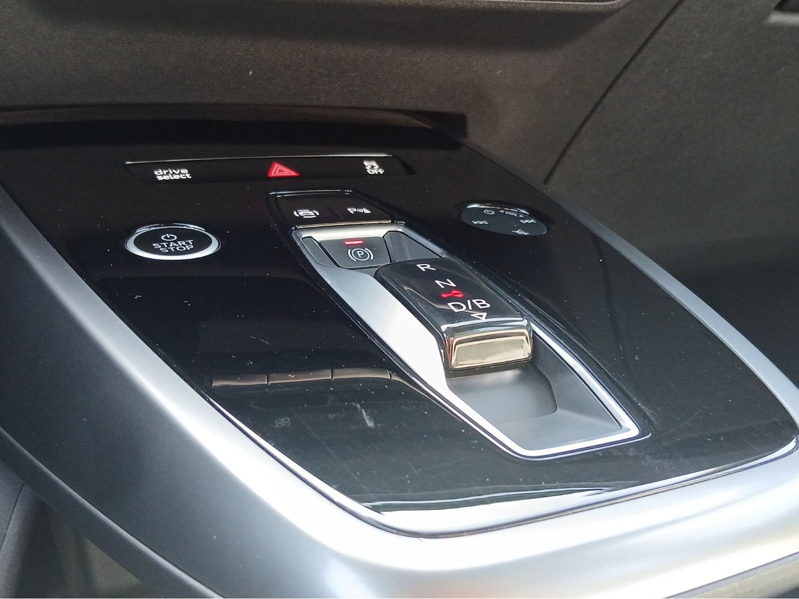Audi - Q4 Sportback e-tron_14
