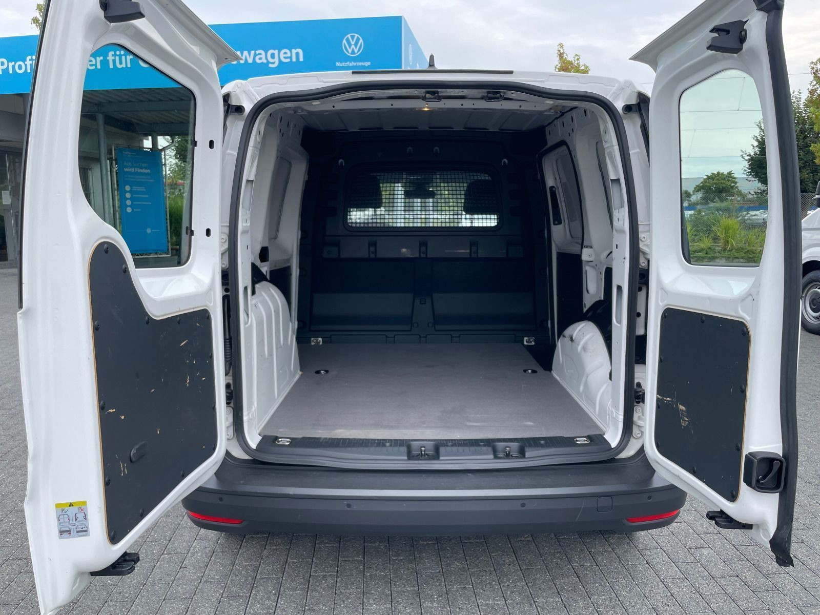 Volkswagen - Caddy Cargo_4