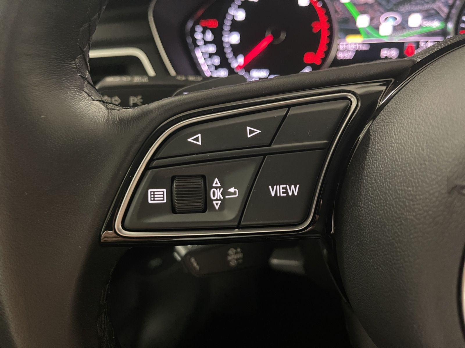 Audi - A4 Avant_26