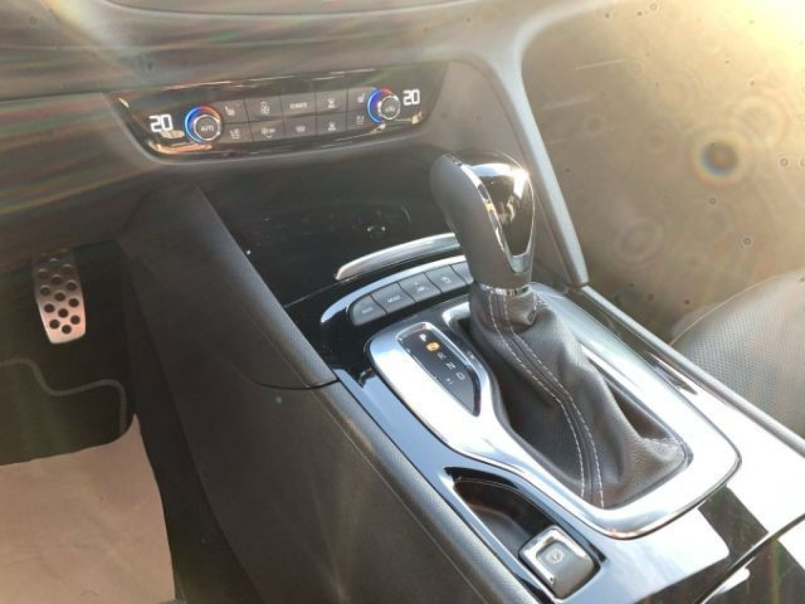 Opel - Insignia_25