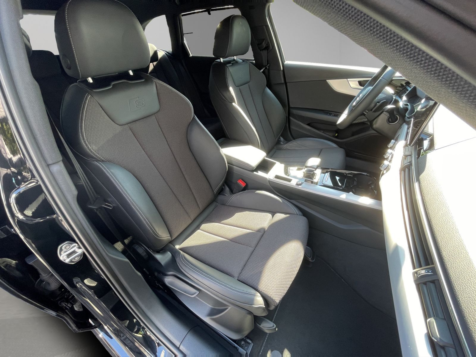 Audi - A4 Avant_19
