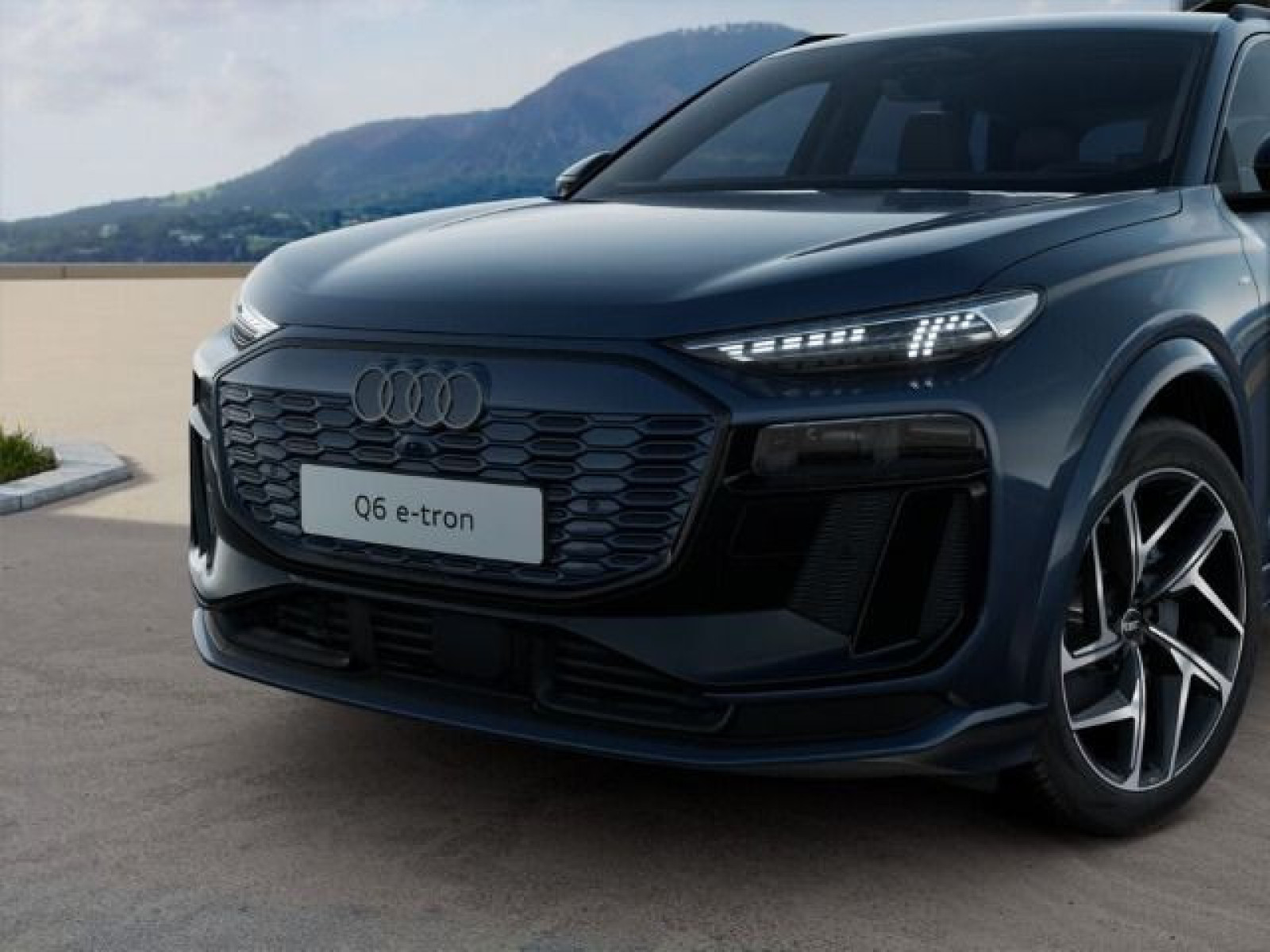 Audi - Q6 SUV e-tron_7