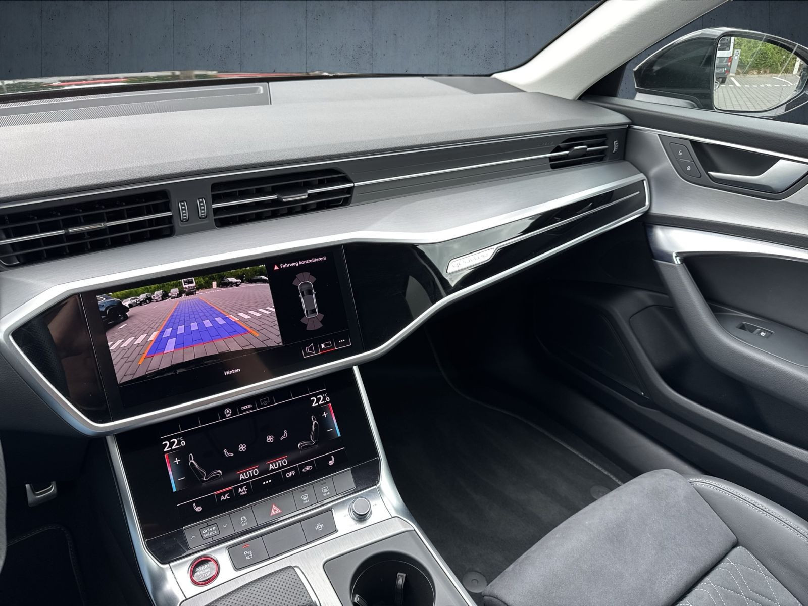 Audi - S6 Limousine_30