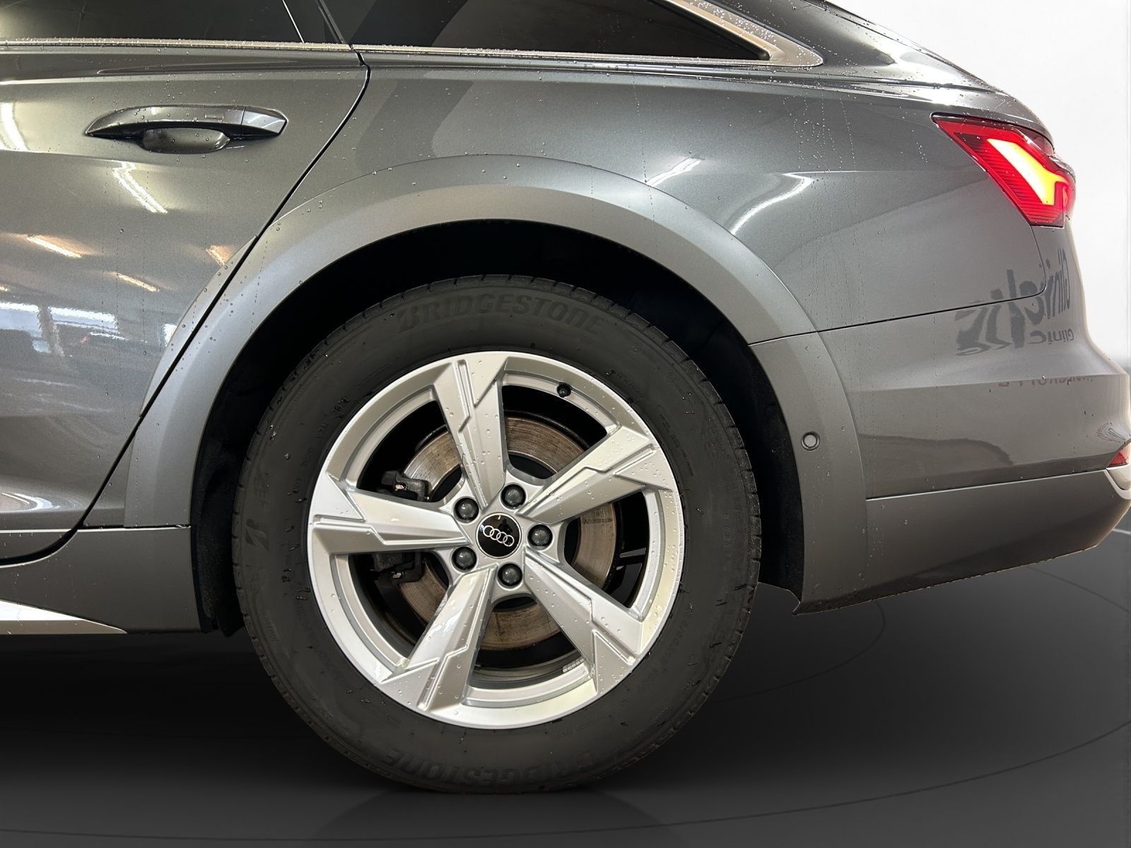 Audi - A6 allroad quattro_14