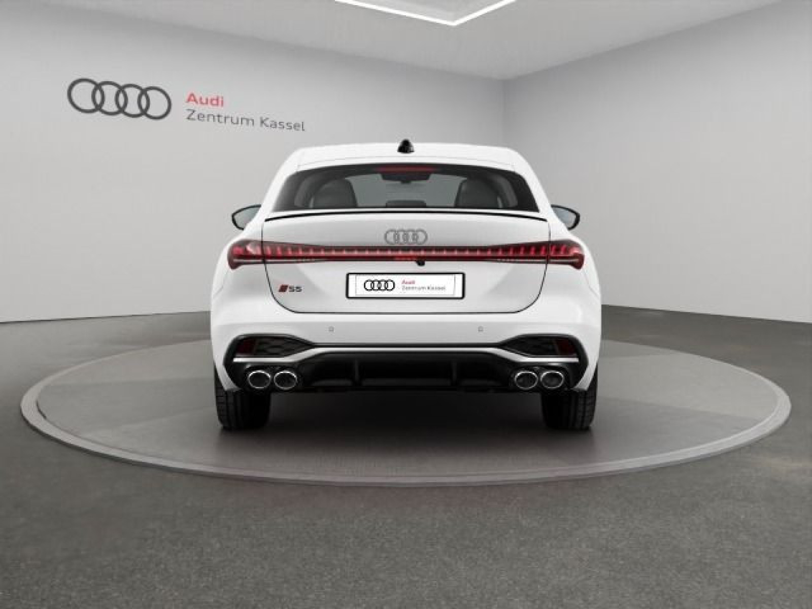 Audi - S5 Limousine_4