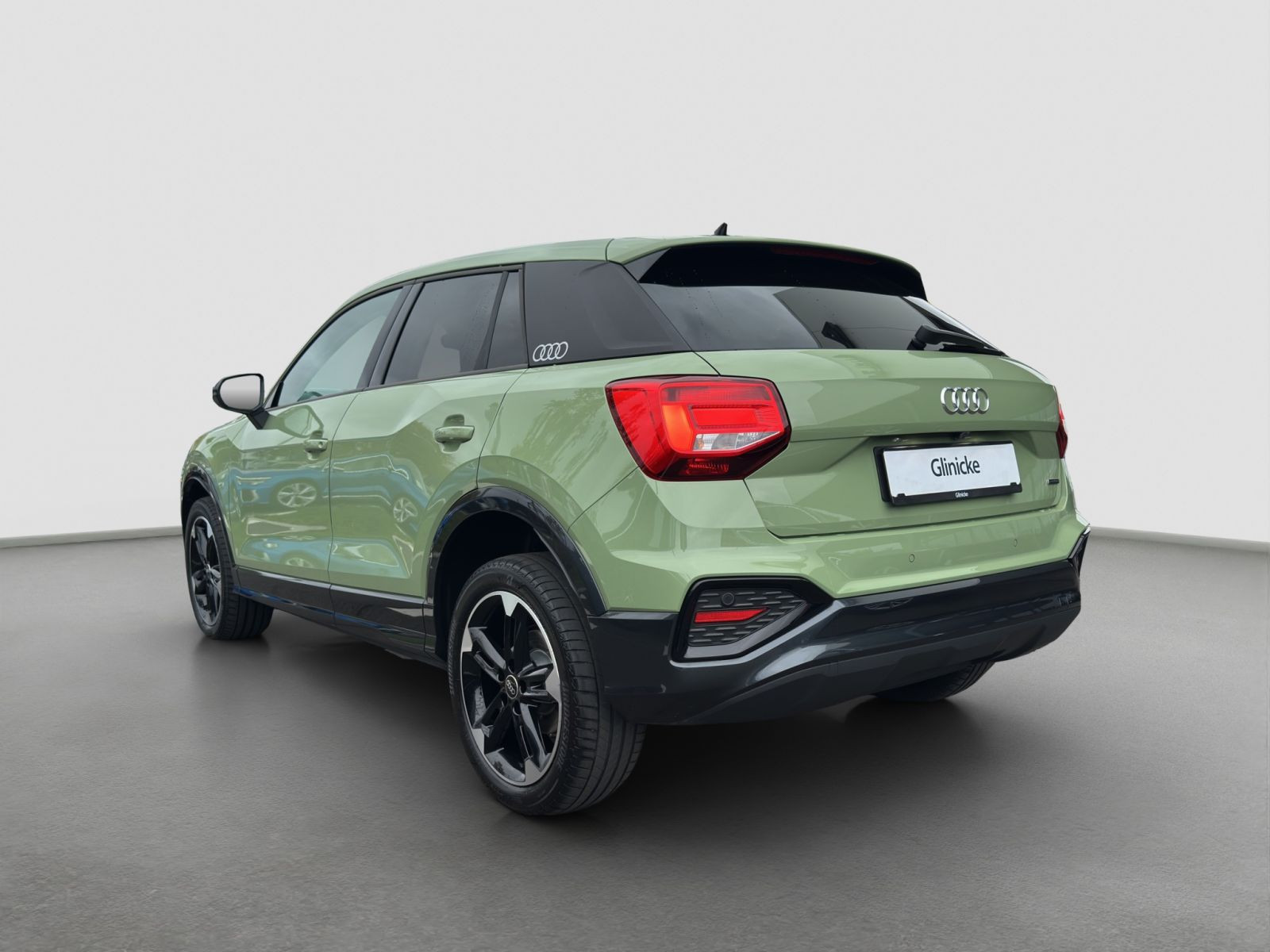 Audi - Q2_4