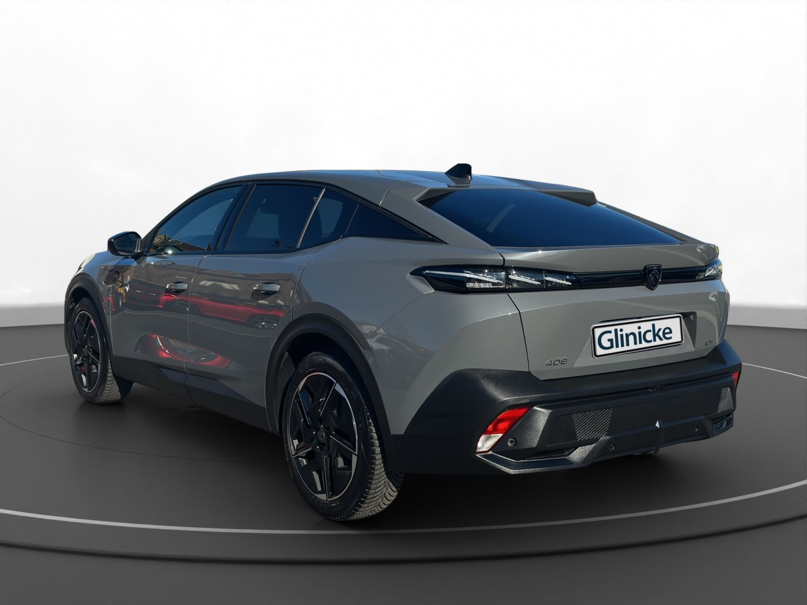 Peugeot - 408_9
