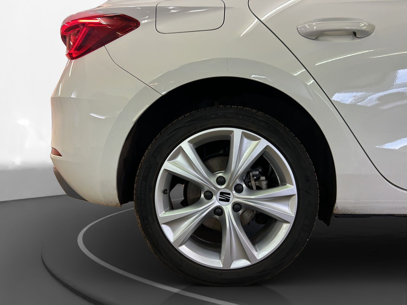 Seat - Leon_10