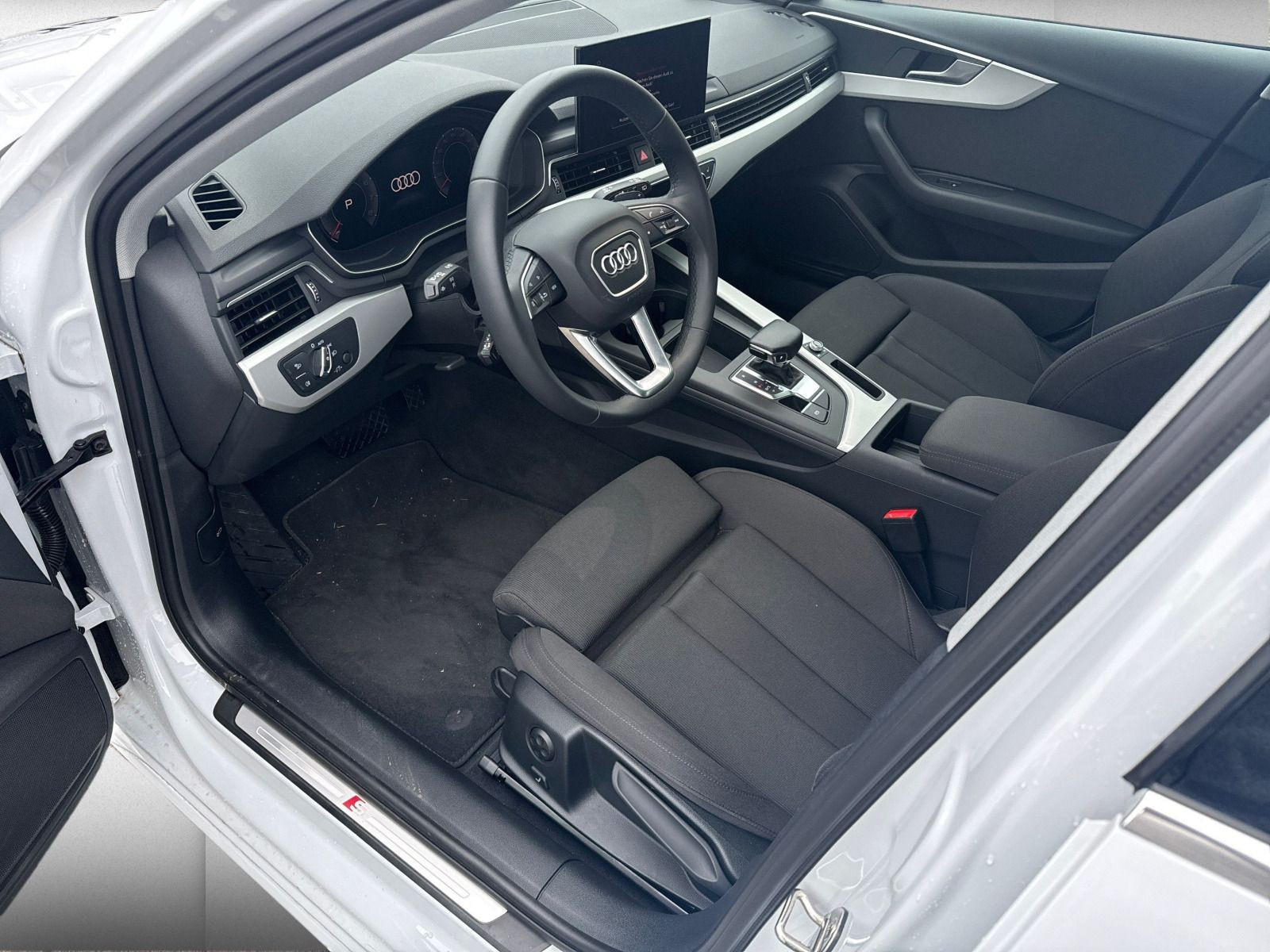 Audi - A4 Avant_8
