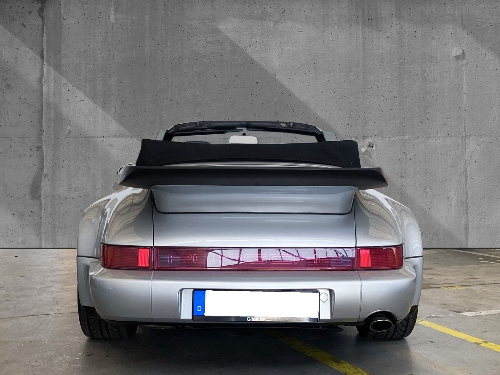Porsche - 964_10