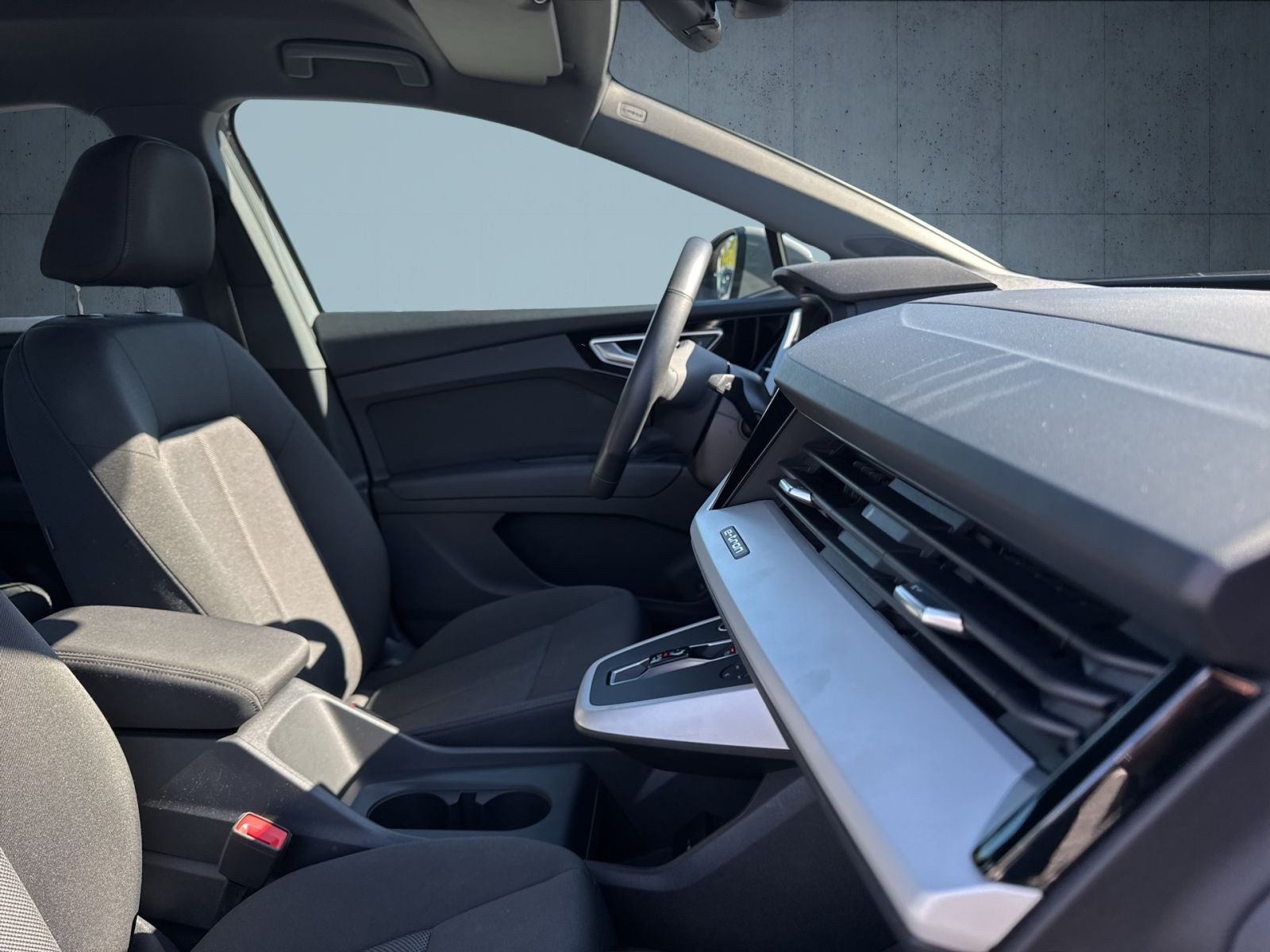 Audi - Q4 Sportback e-tron_23