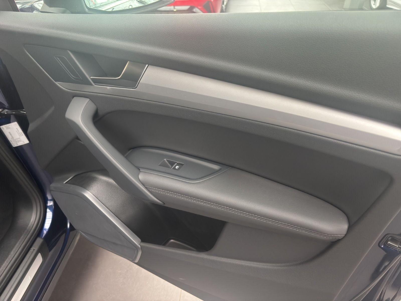 Audi - Q5_19