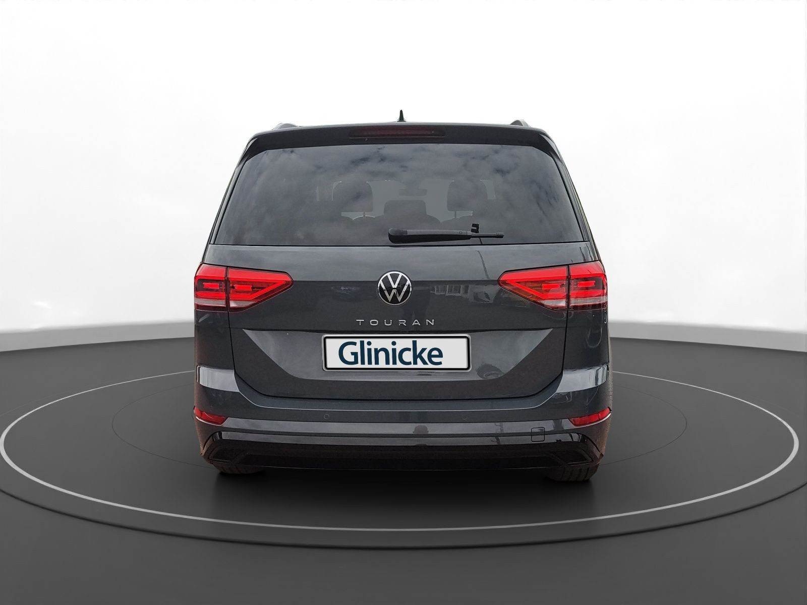 Volkswagen - Touran_11