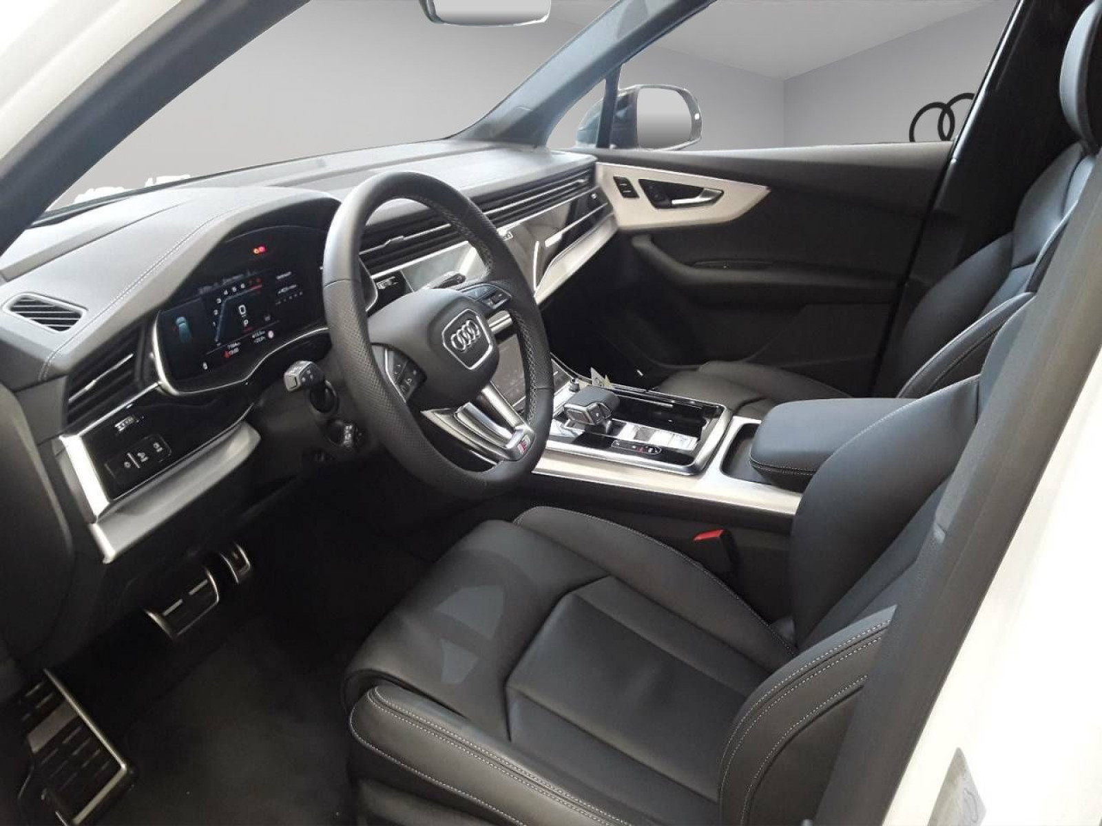 Audi - Q7_11