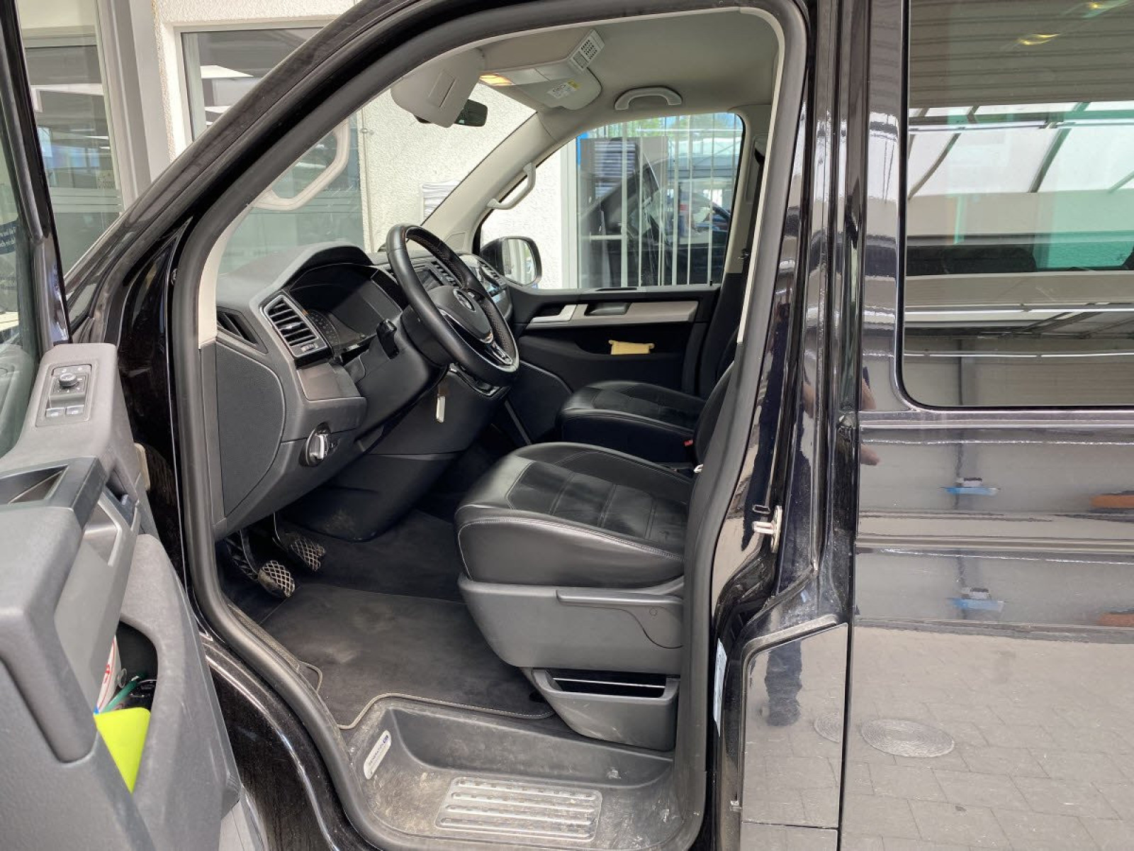 Volkswagen - T6 Multivan_6