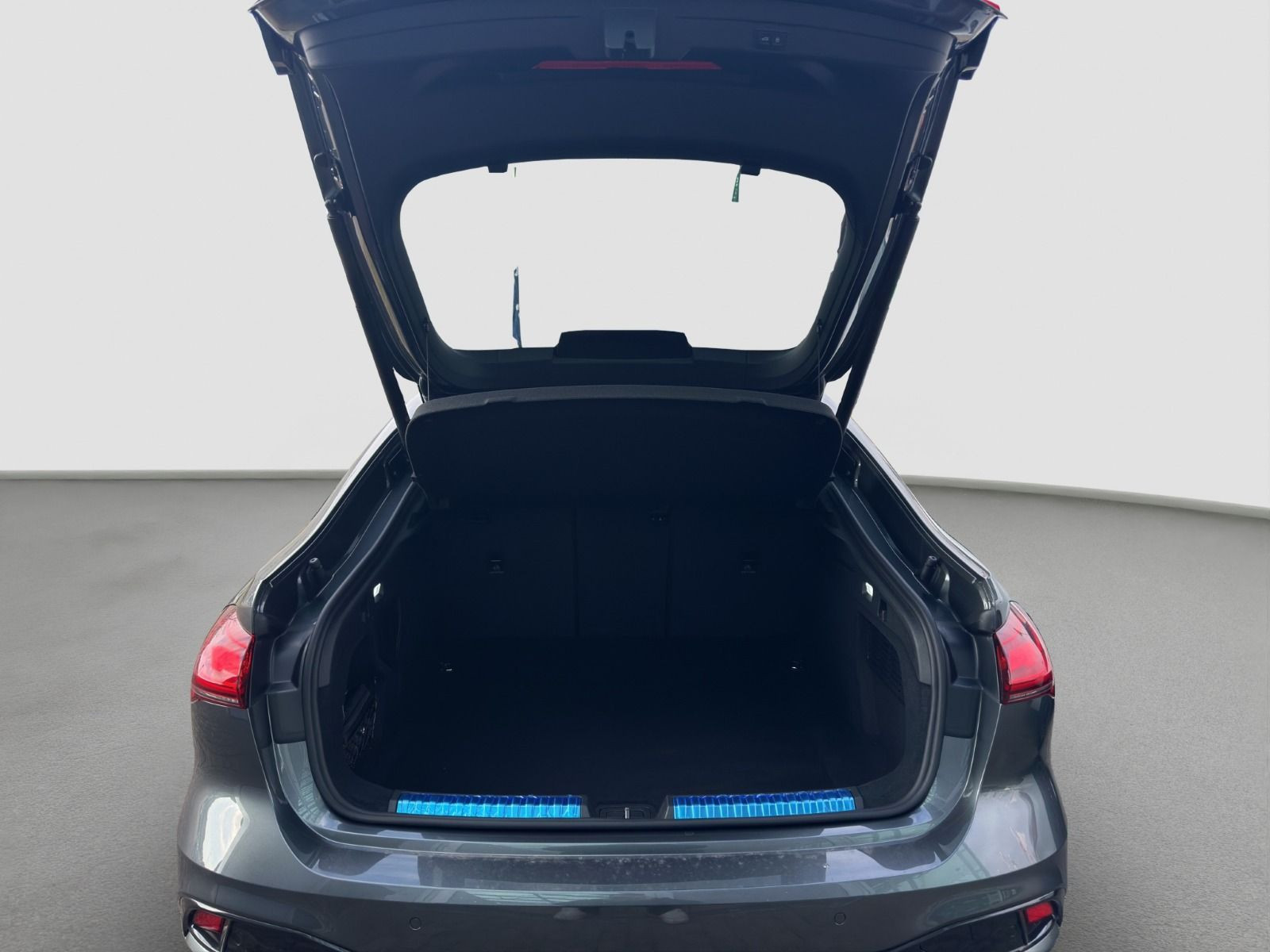 Audi - A5 Limousine_21