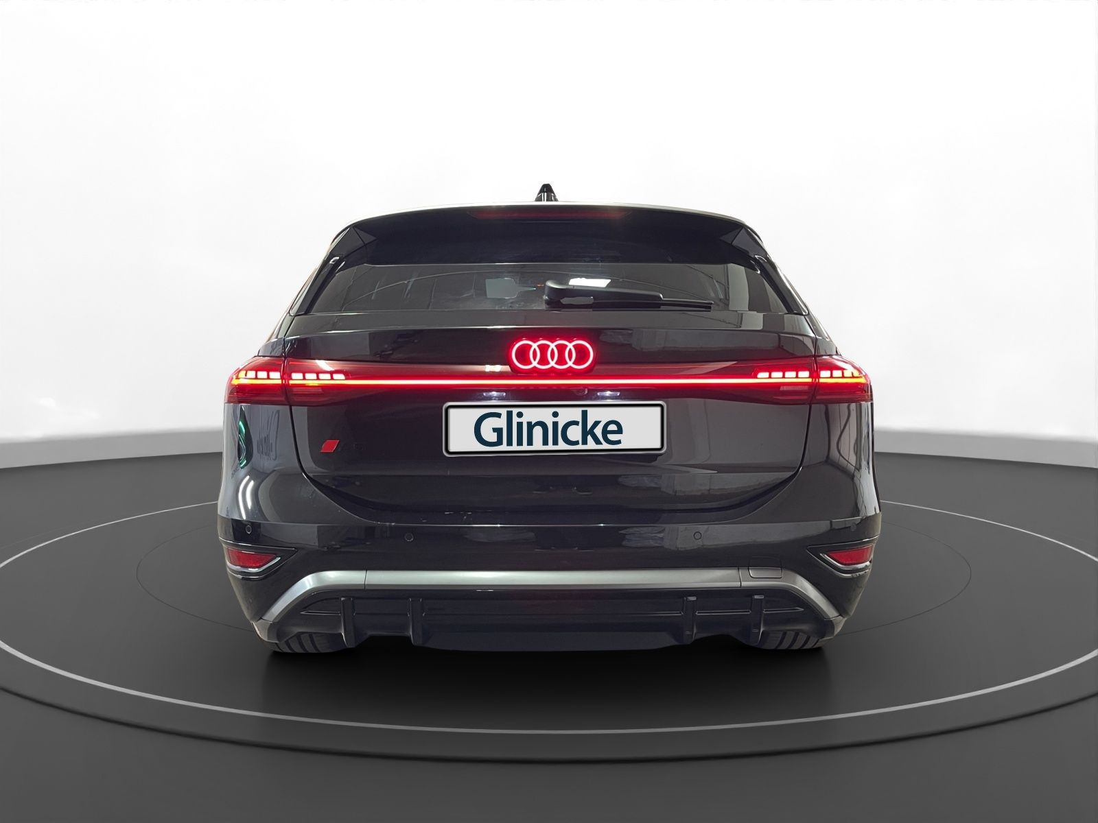 Audi - A6 Avant e-tron_8