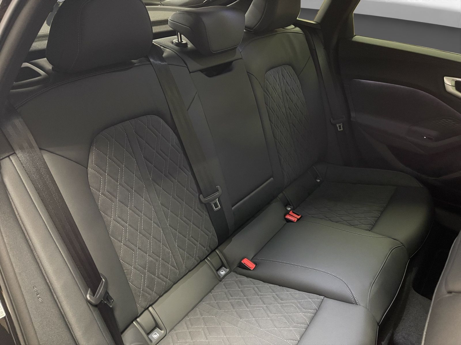 Audi - A5 Limousine_22