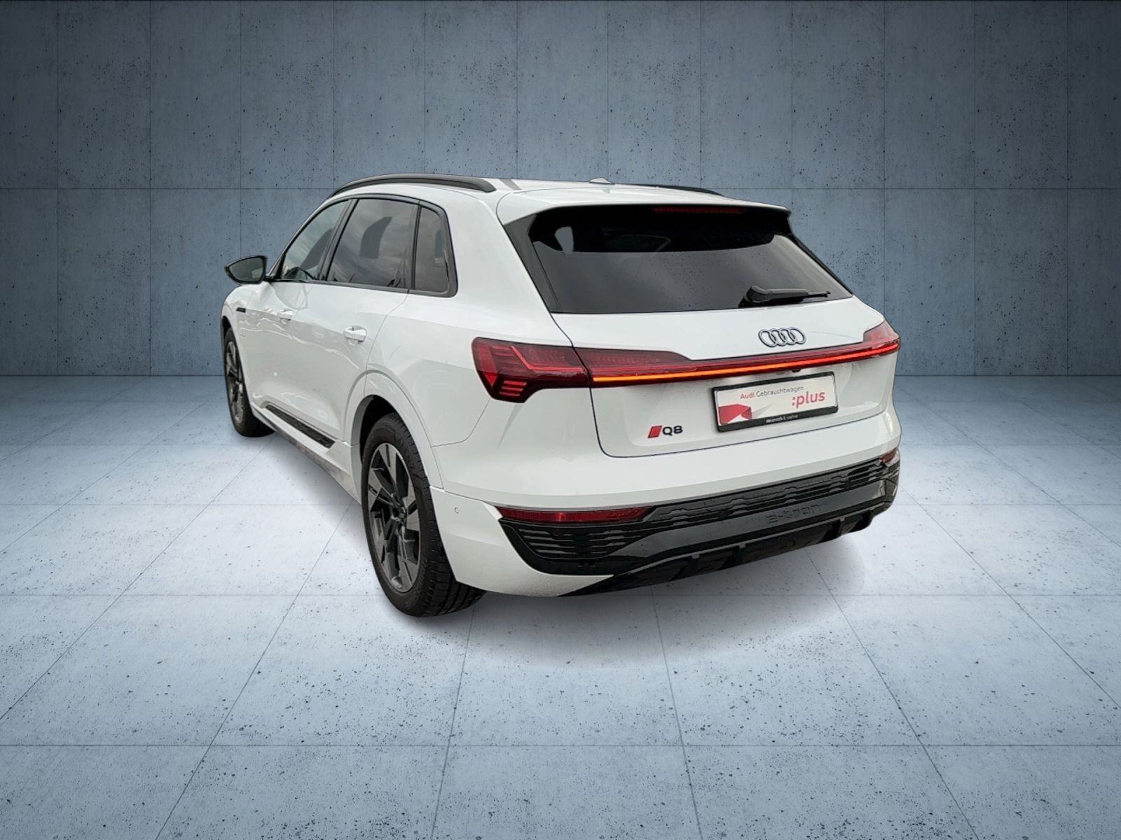 Audi - Q8 e-tron_5