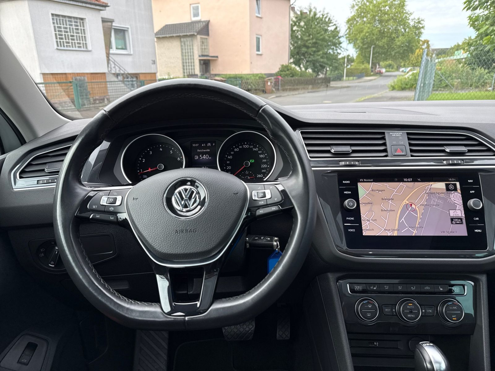 Volkswagen - Tiguan_11