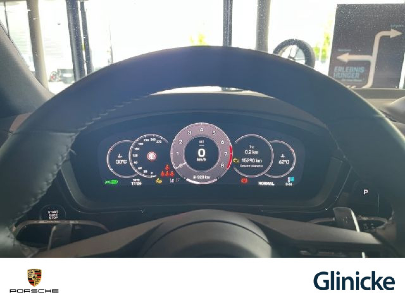 Porsche - Cayenne_24