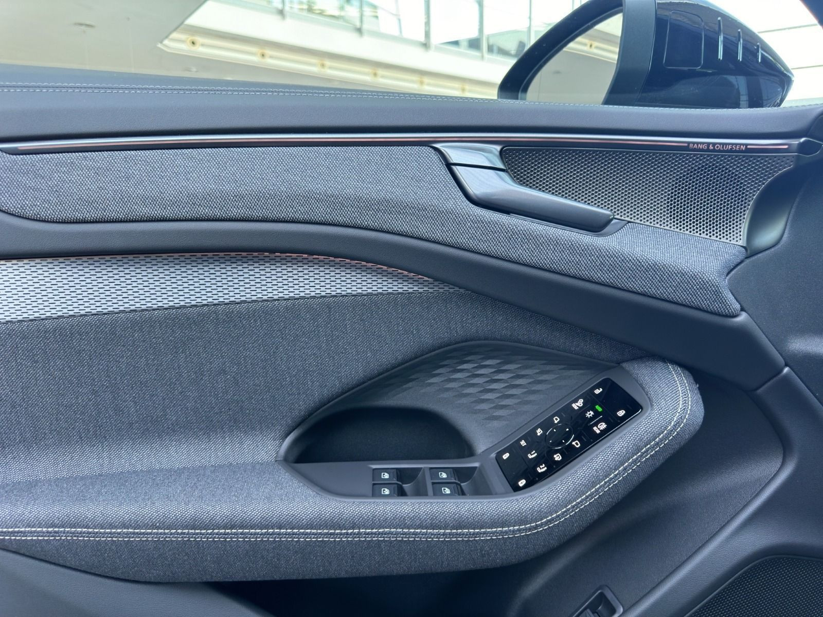 Audi - A6 Avant_9