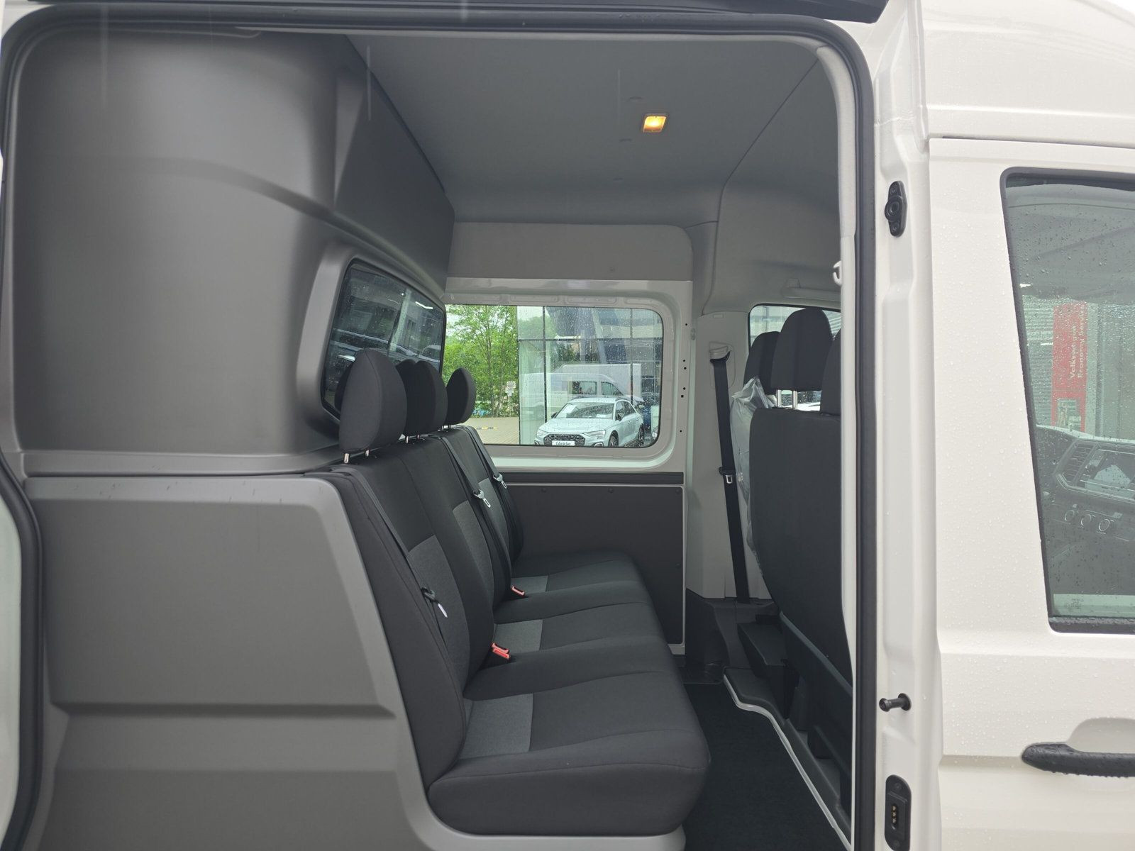 Volkswagen - Crafter_8