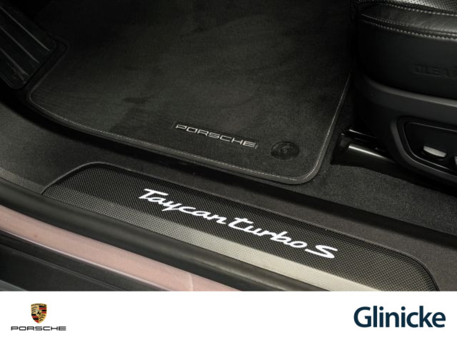Porsche - Taycan_15