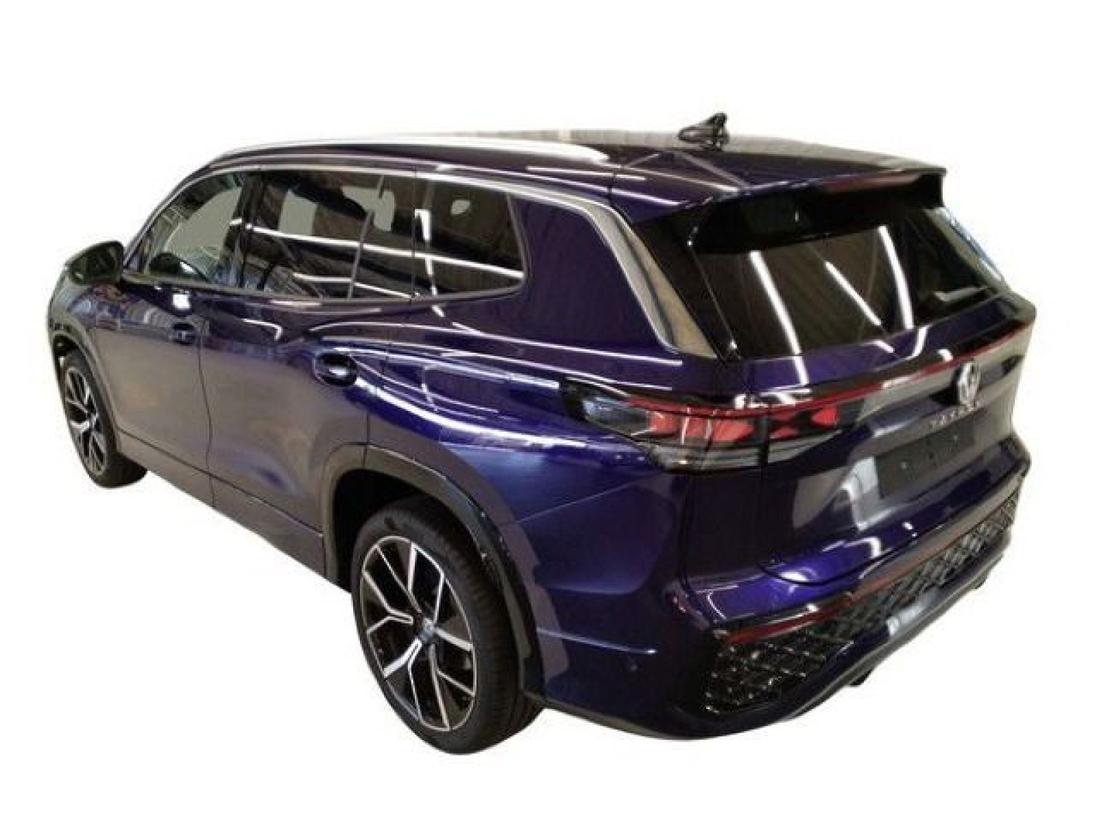 Volkswagen - Tayron_4