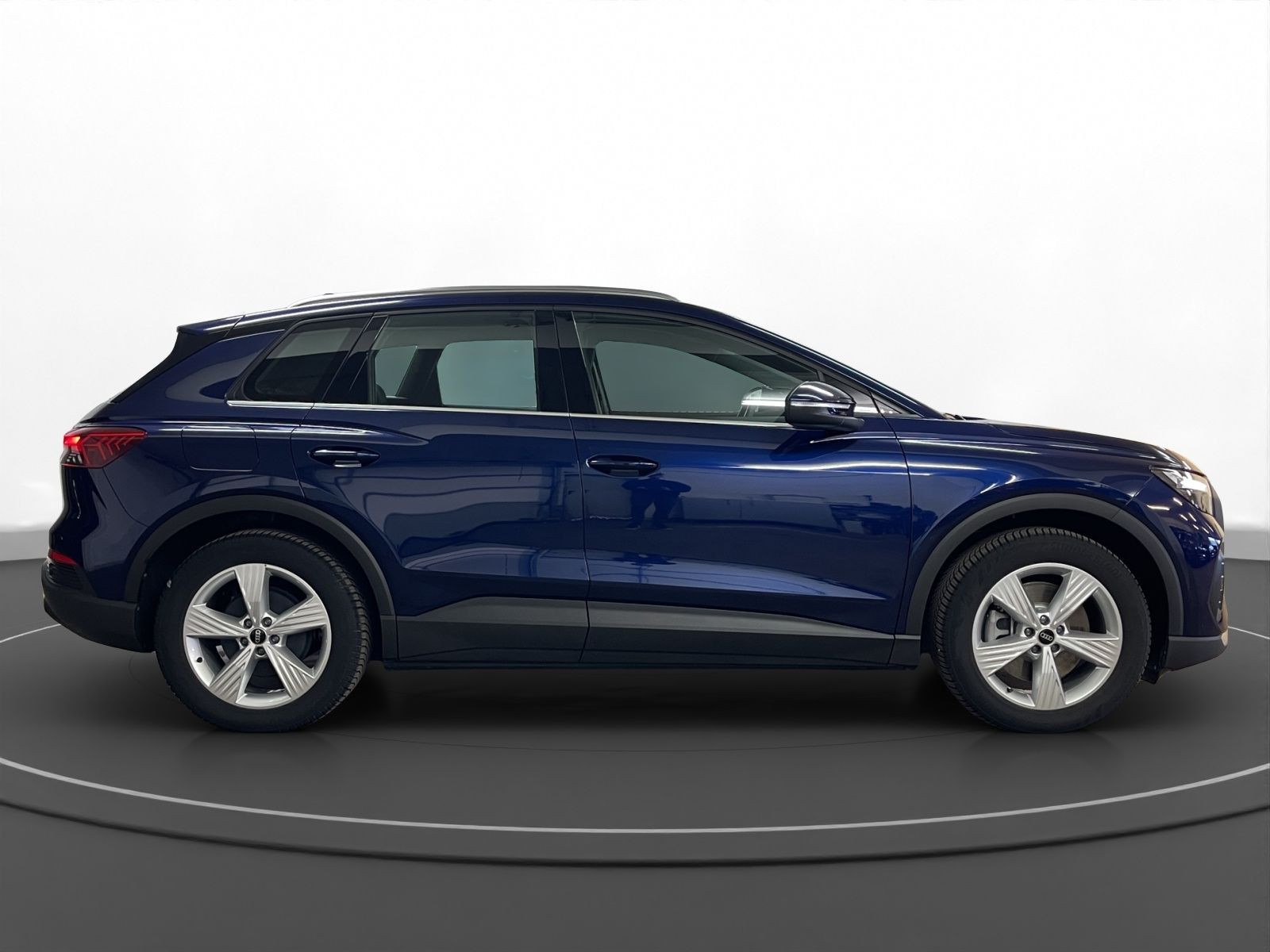 Audi - Q4 e-tron_7