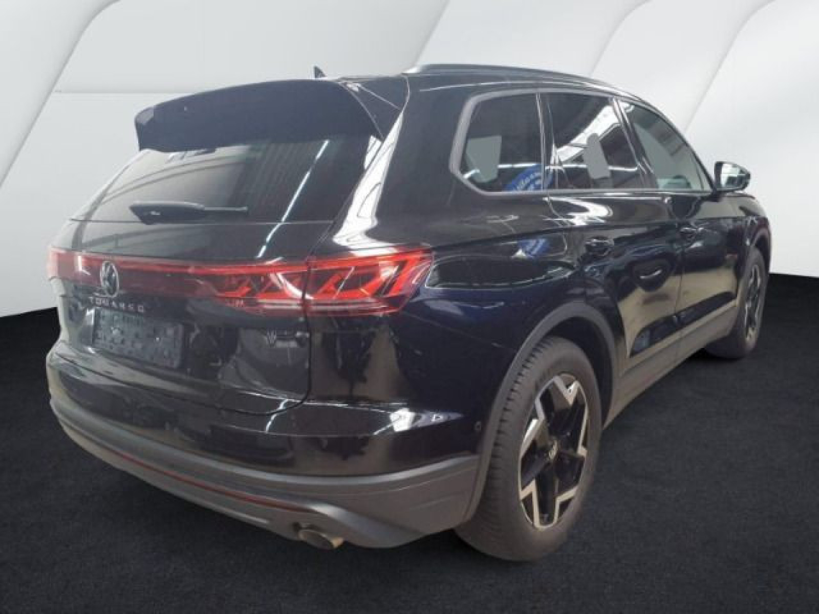 Volkswagen - Touareg_4