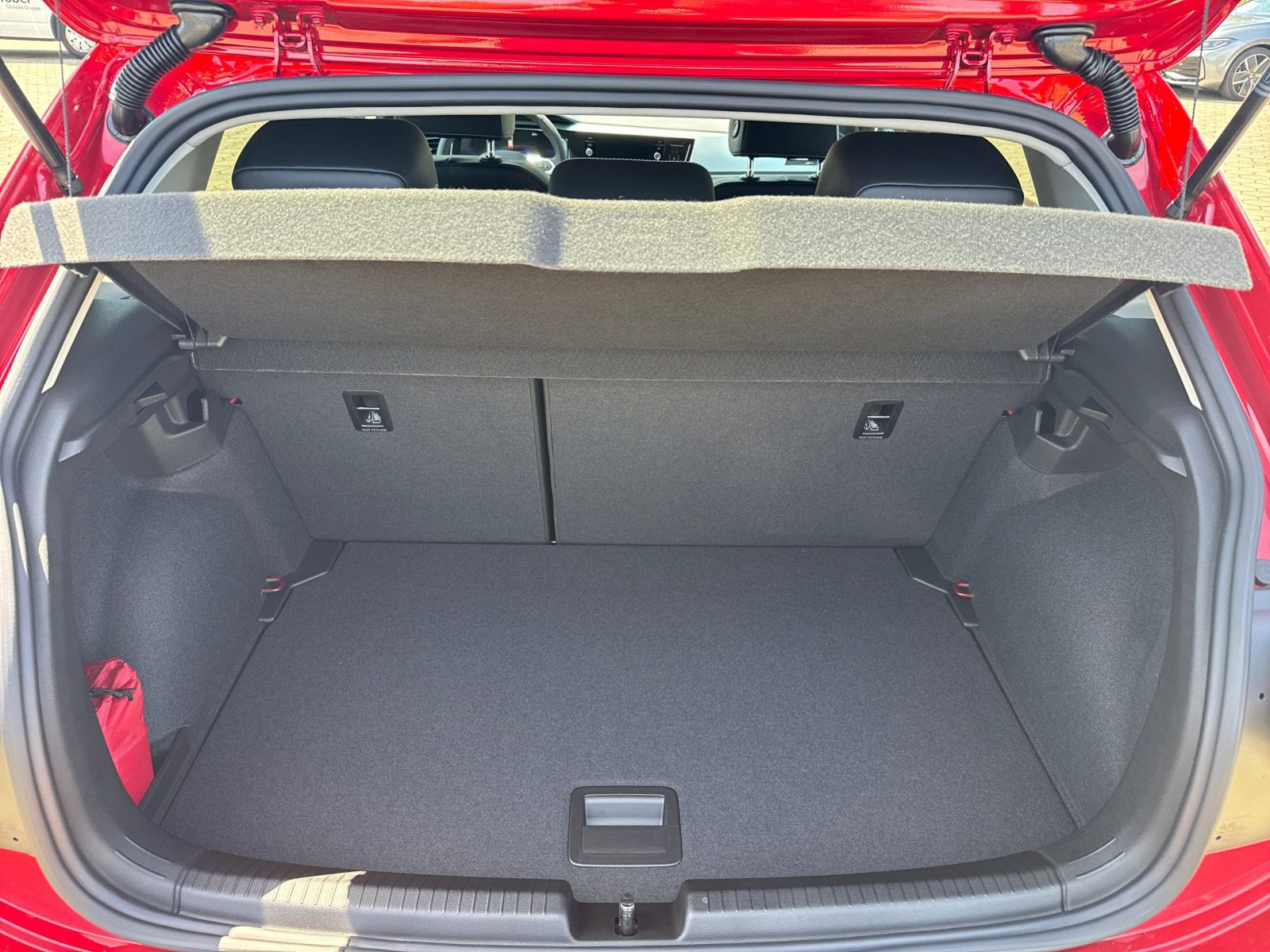 Volkswagen - Polo_15