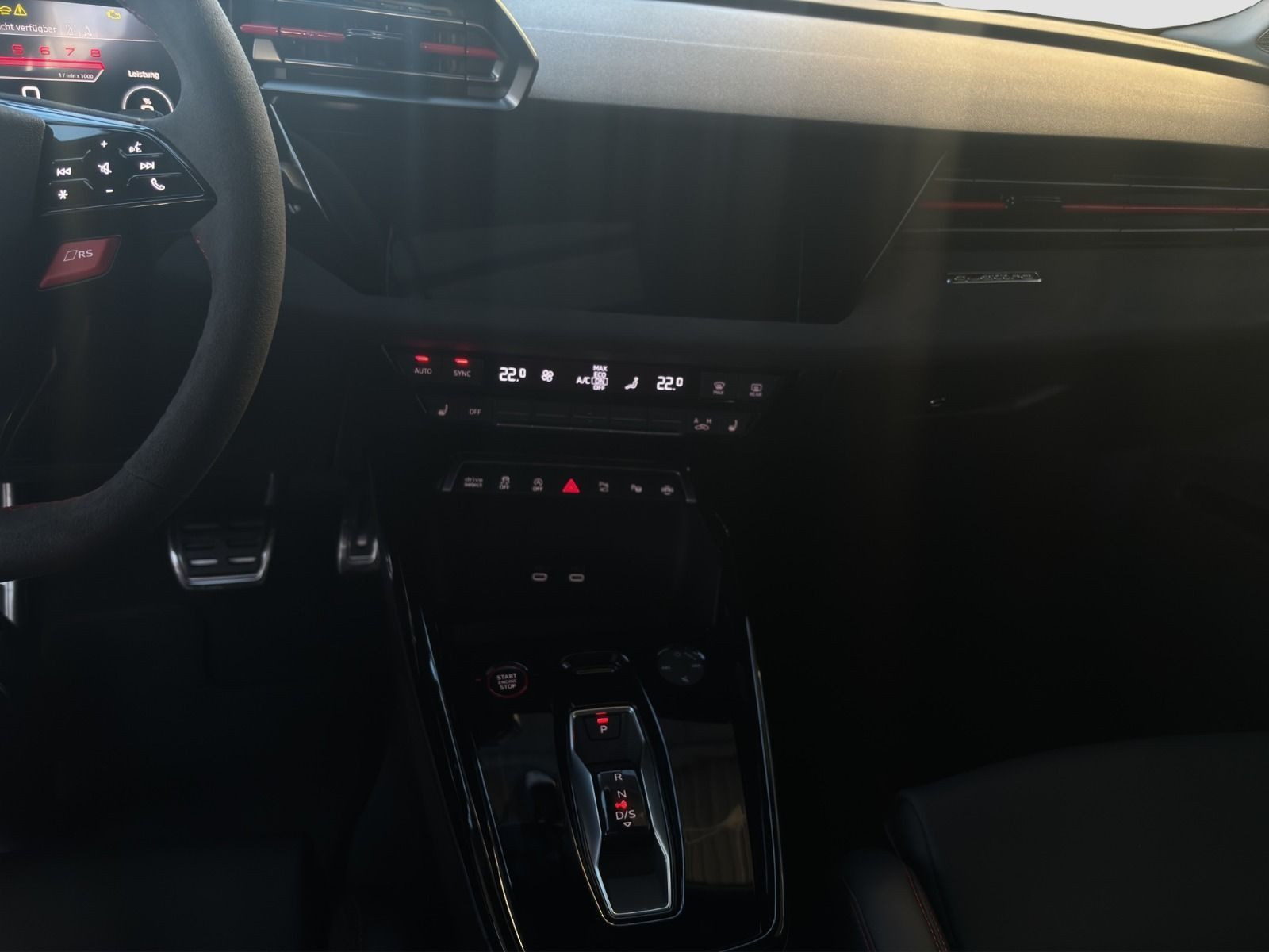 Audi - RS 3 Limousine_17