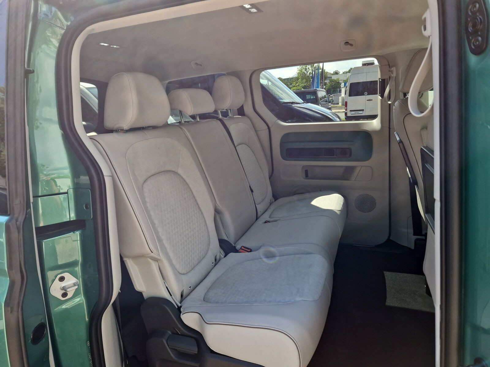 Volkswagen - ID. Buzz_9
