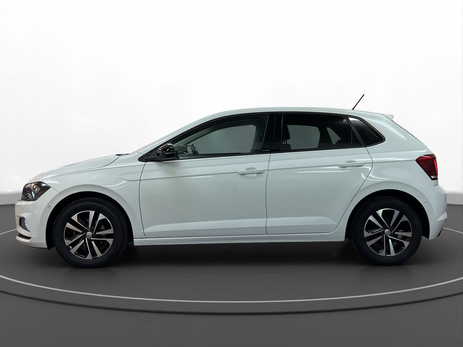Volkswagen - Polo_8