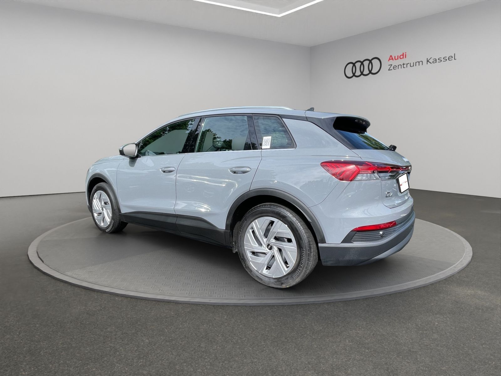 Audi - Q4_5