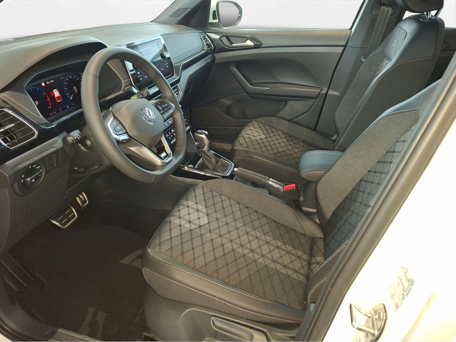 Volkswagen - T-Cross_4