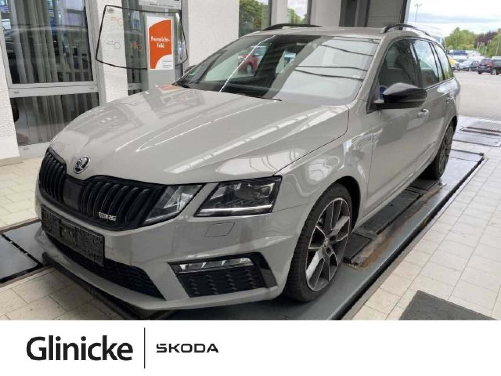 Škoda - Octavia_1