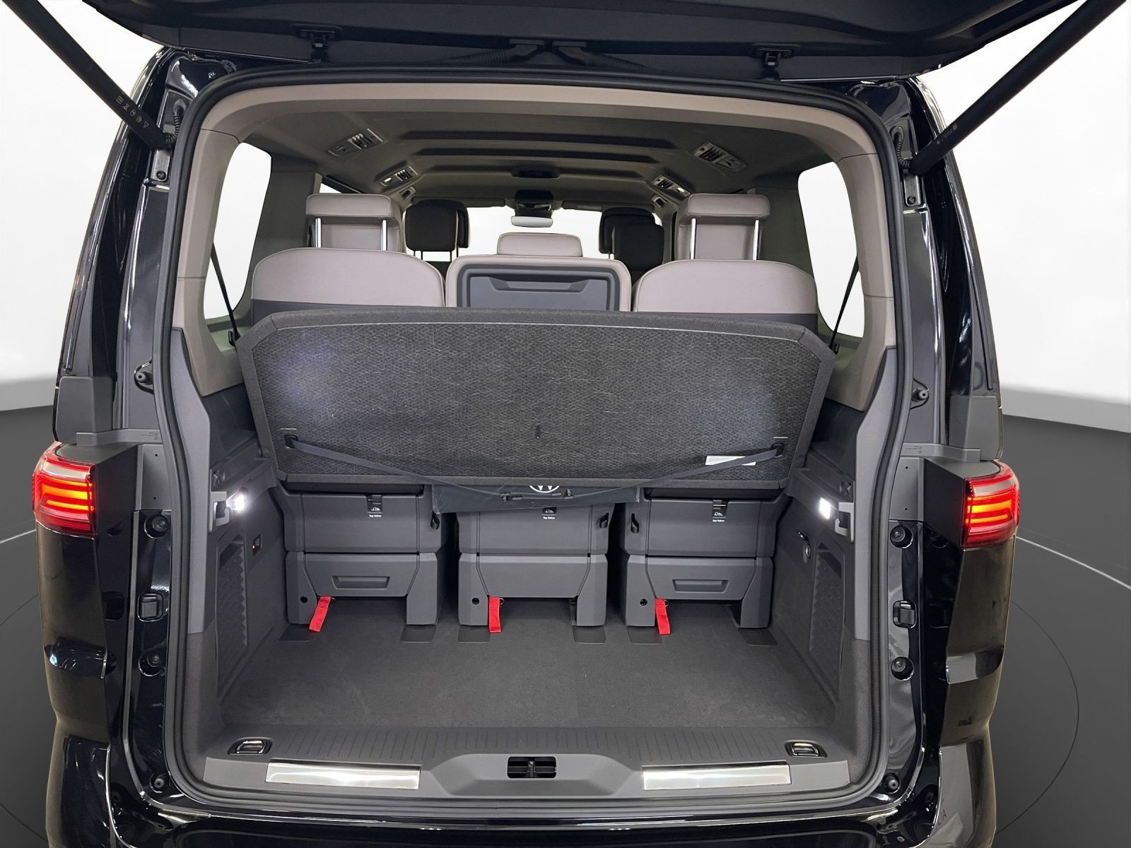 Volkswagen - Multivan_19