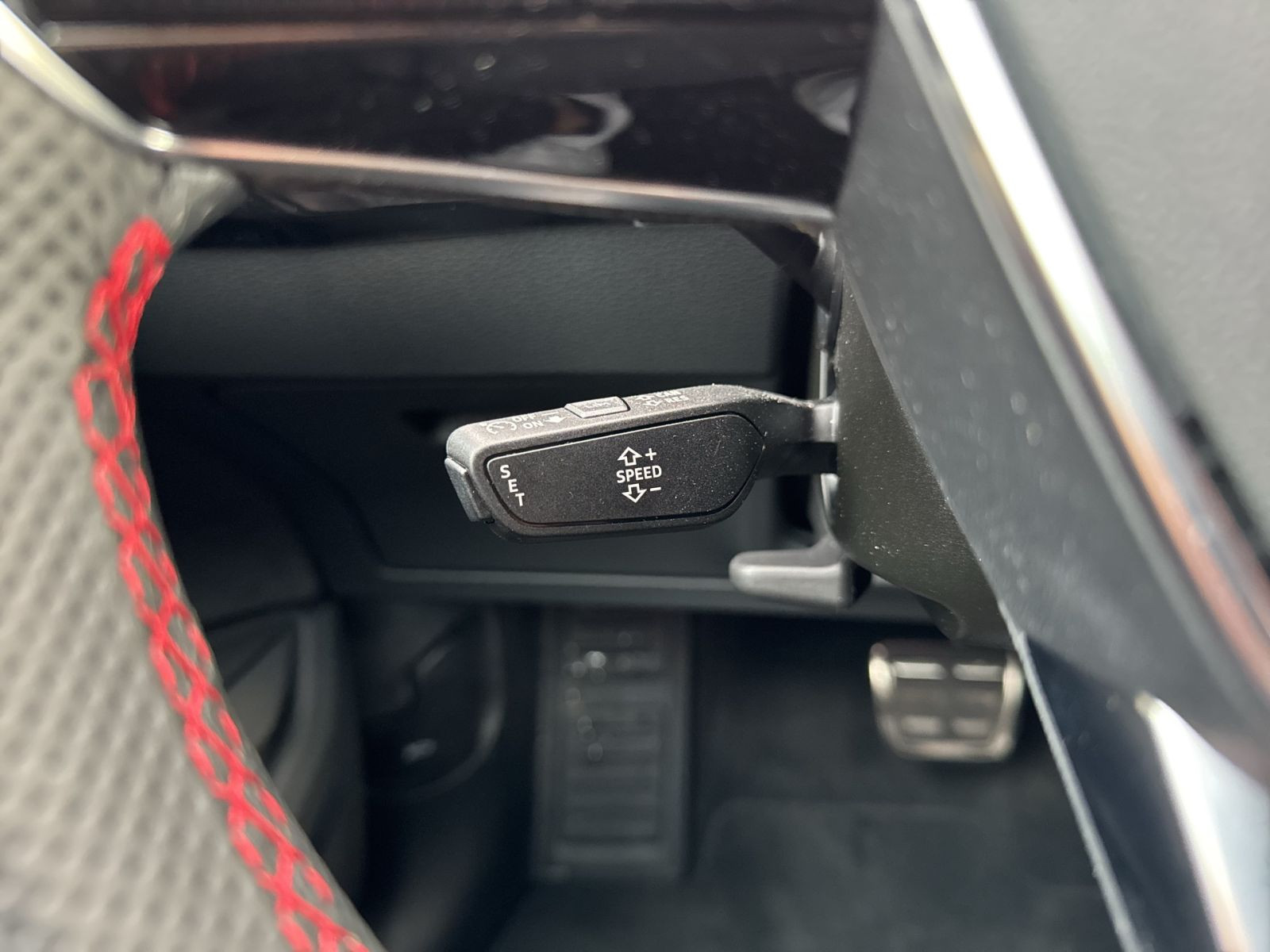 Audi - Q8 Sportback e-tron_23