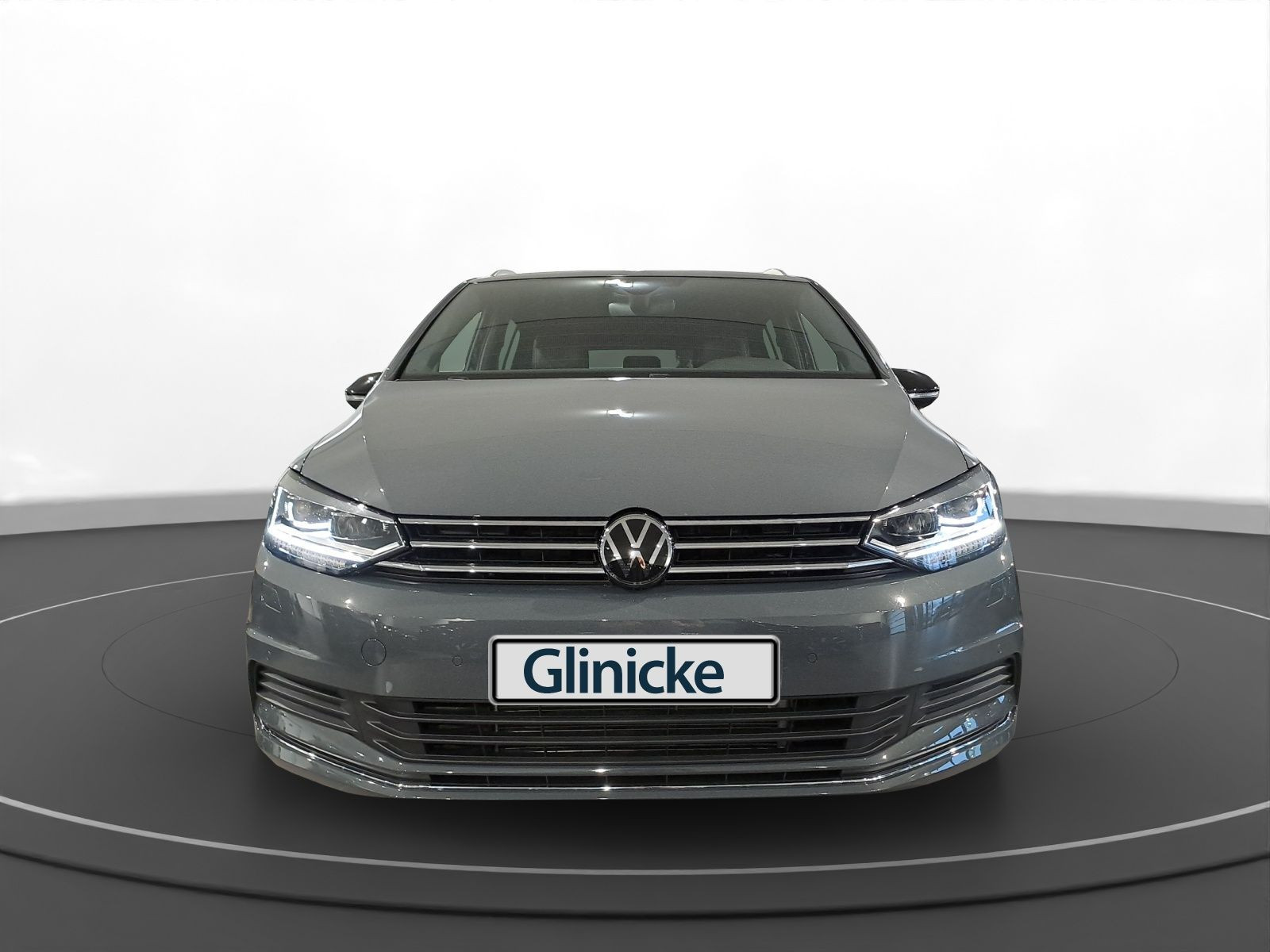 Volkswagen - Touran_3