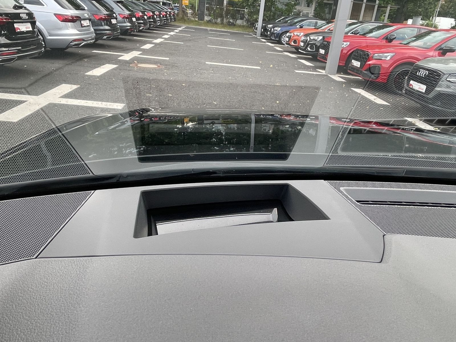 Audi - A6 Avant_24