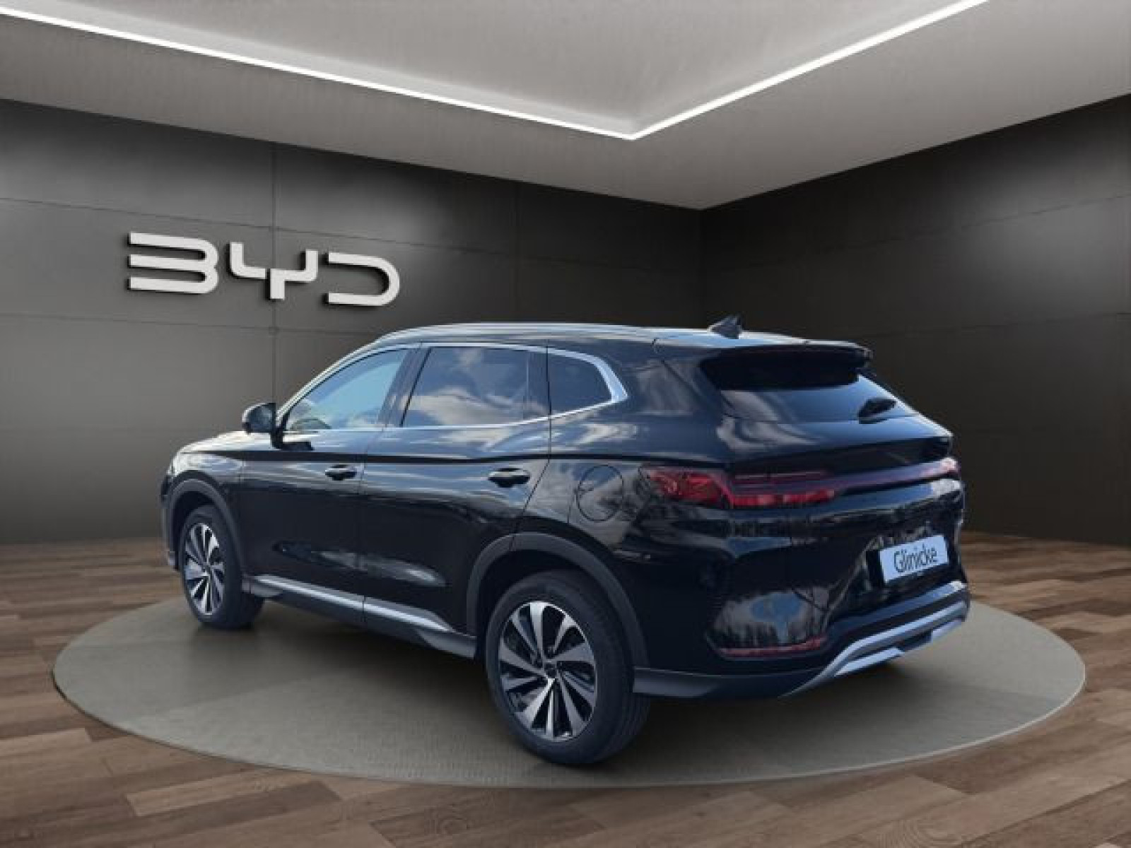 BYD - Seal U_4