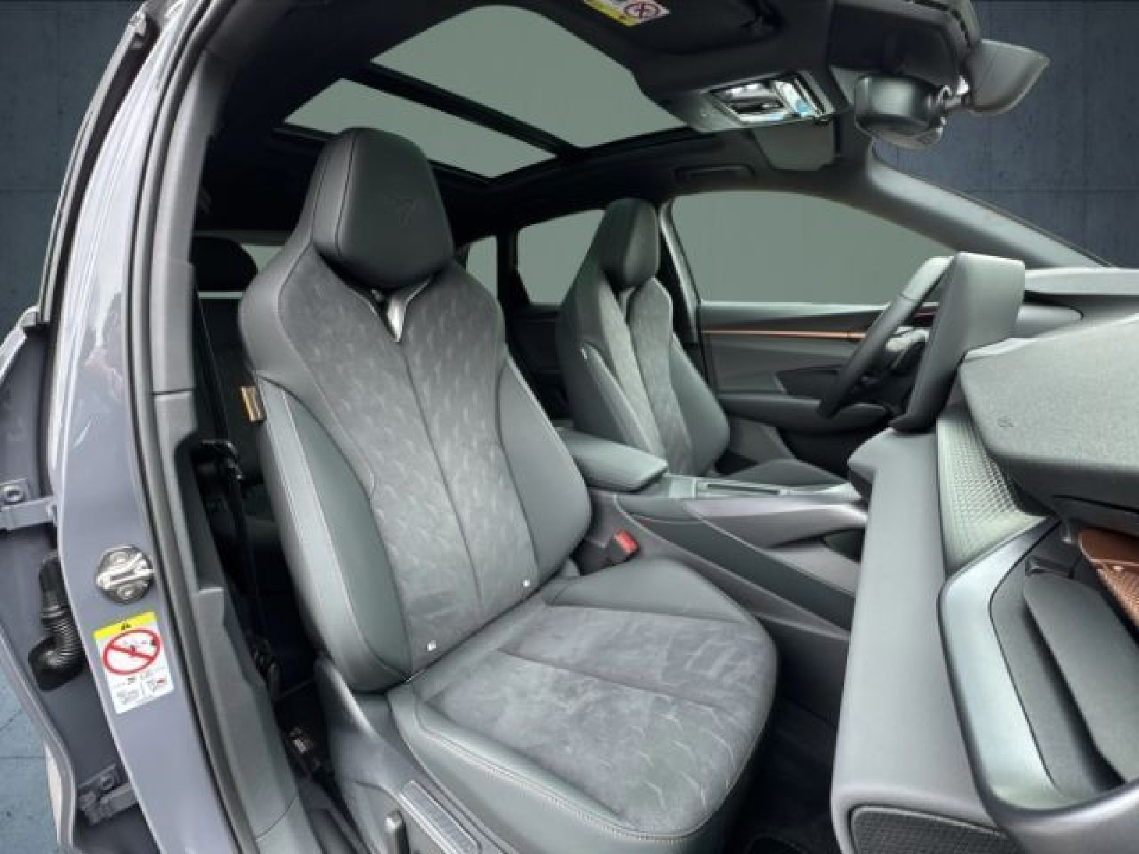 Cupra - Terramar_18