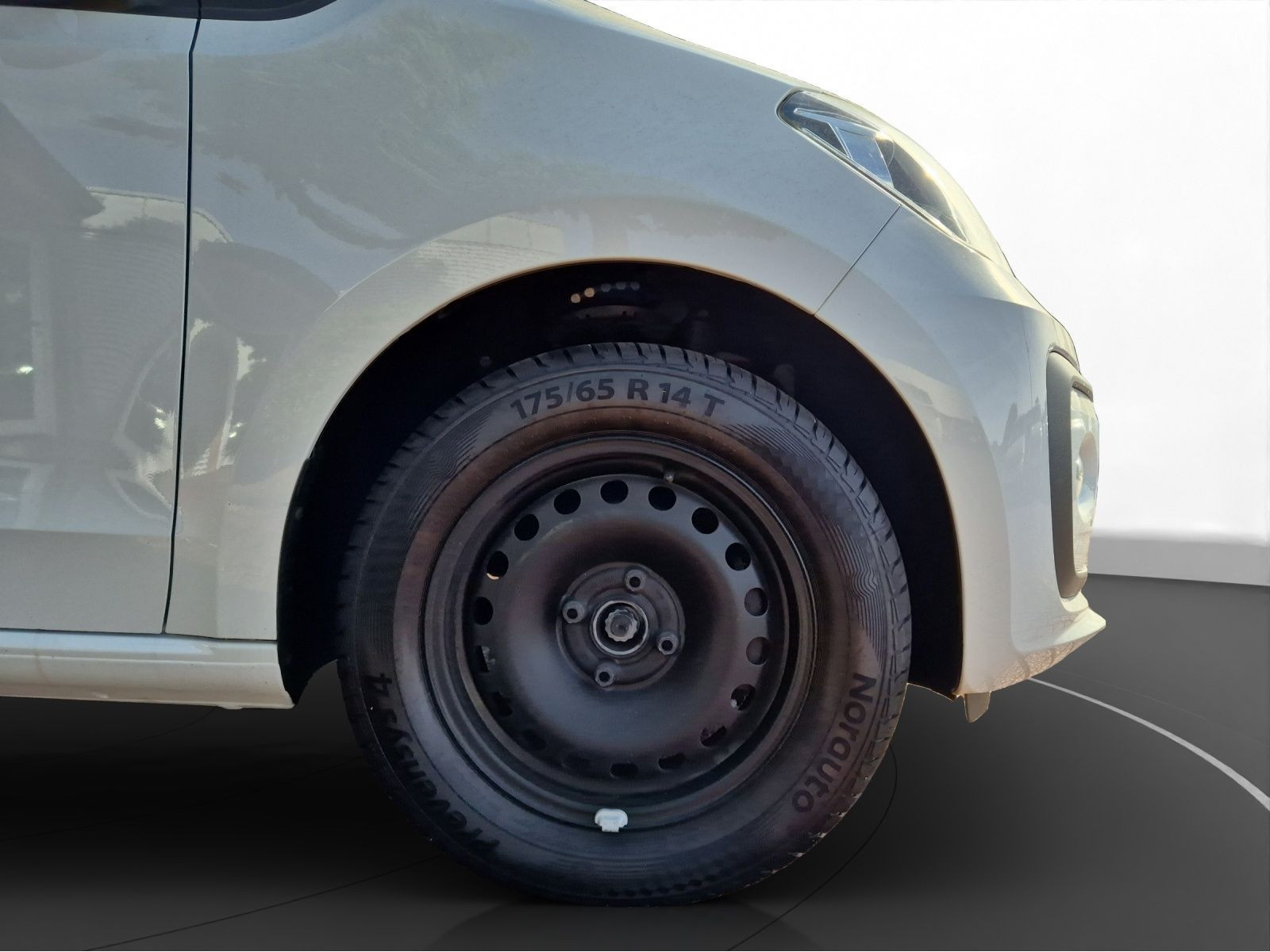 Volkswagen - up!_13